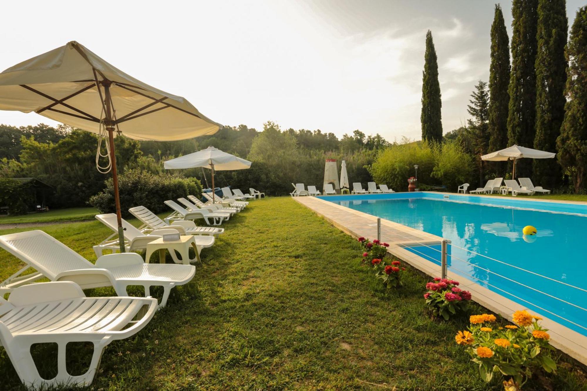 Agriturismo Girasole Gambassi Terme Kültér fotó
