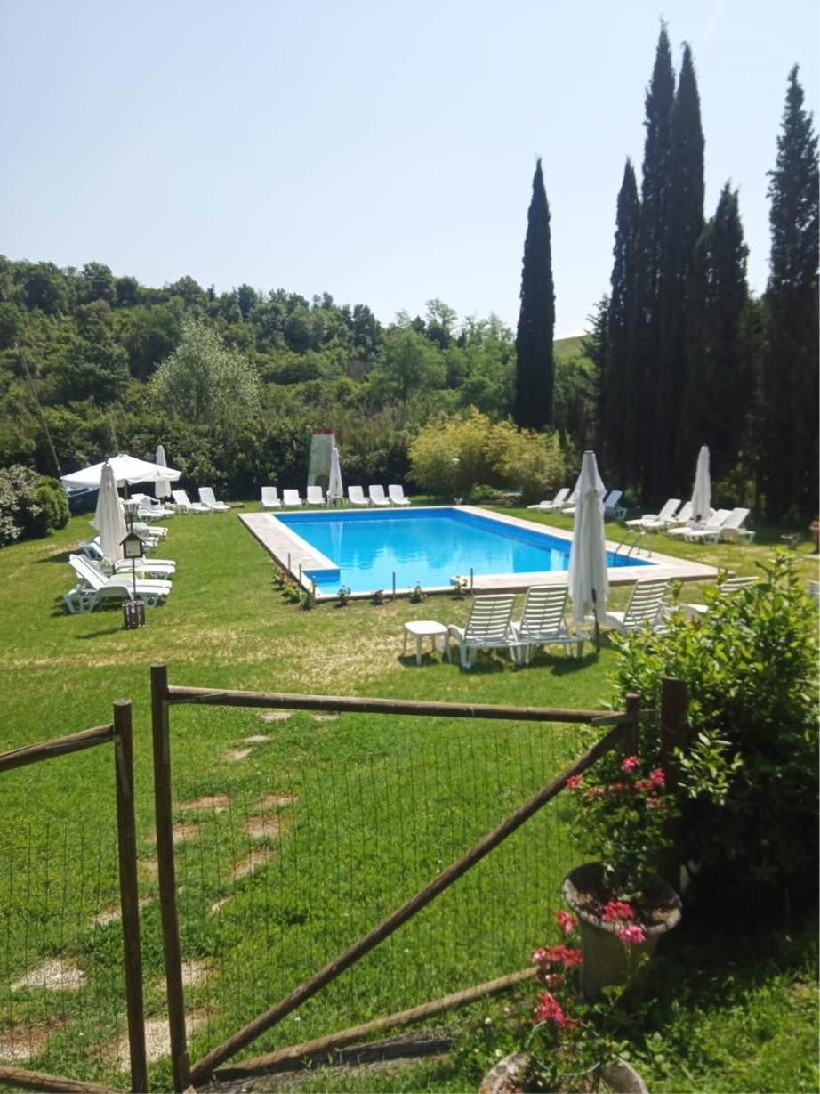 Agriturismo Girasole Gambassi Terme Kültér fotó