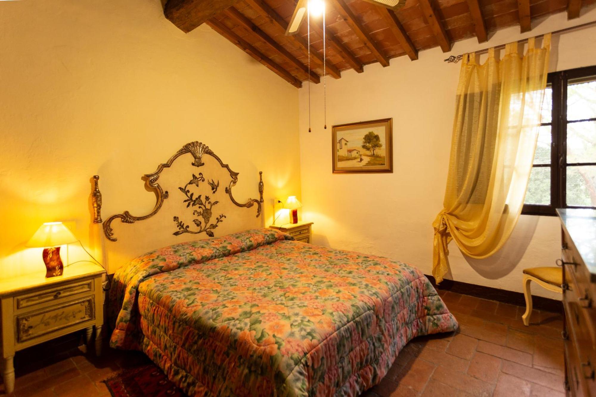 Agriturismo Girasole Gambassi Terme Kültér fotó