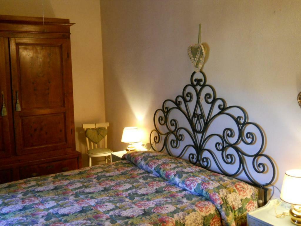 Agriturismo Girasole Gambassi Terme Kültér fotó